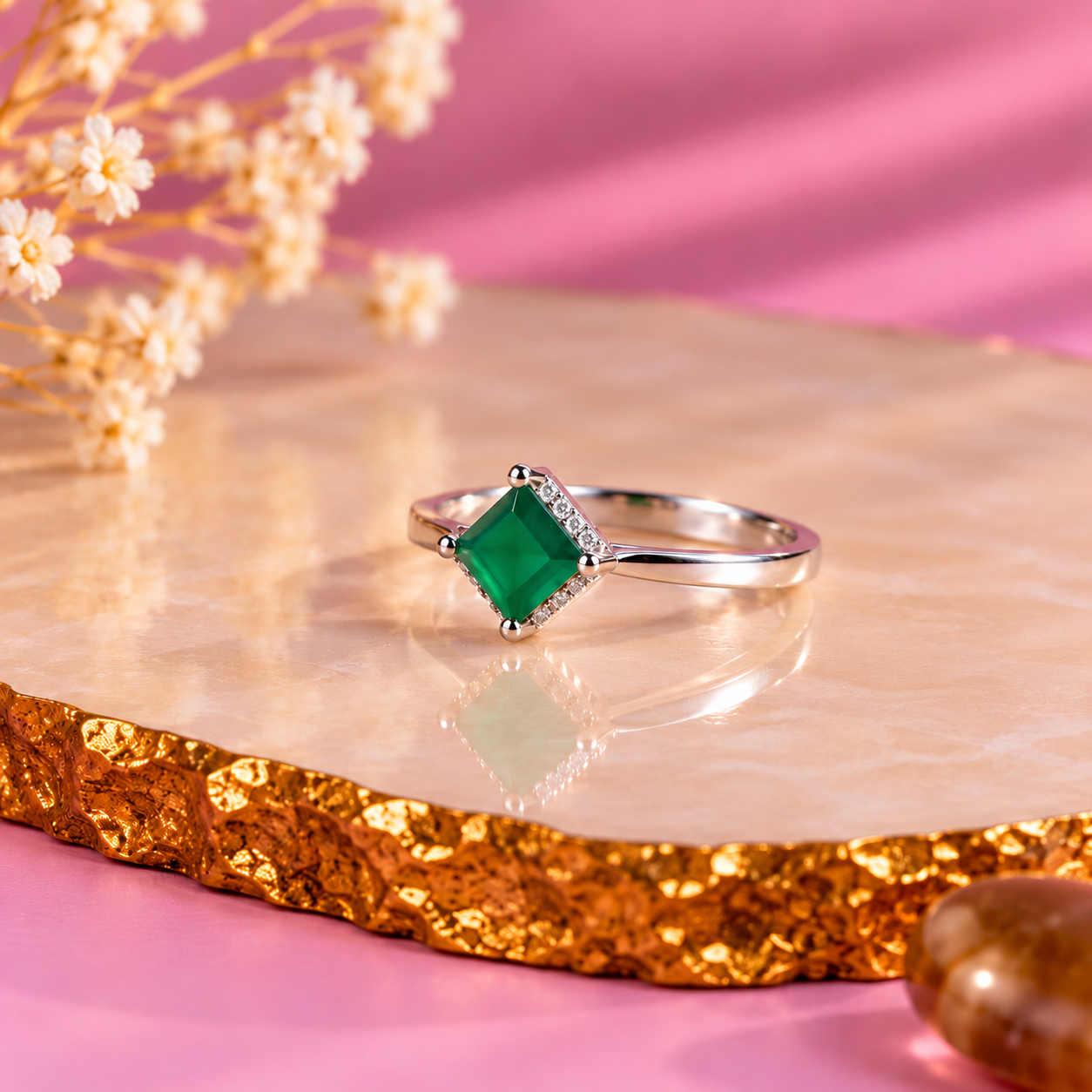 Green Onyx Crystal 92.5 Sterling Silver Ring for Balance